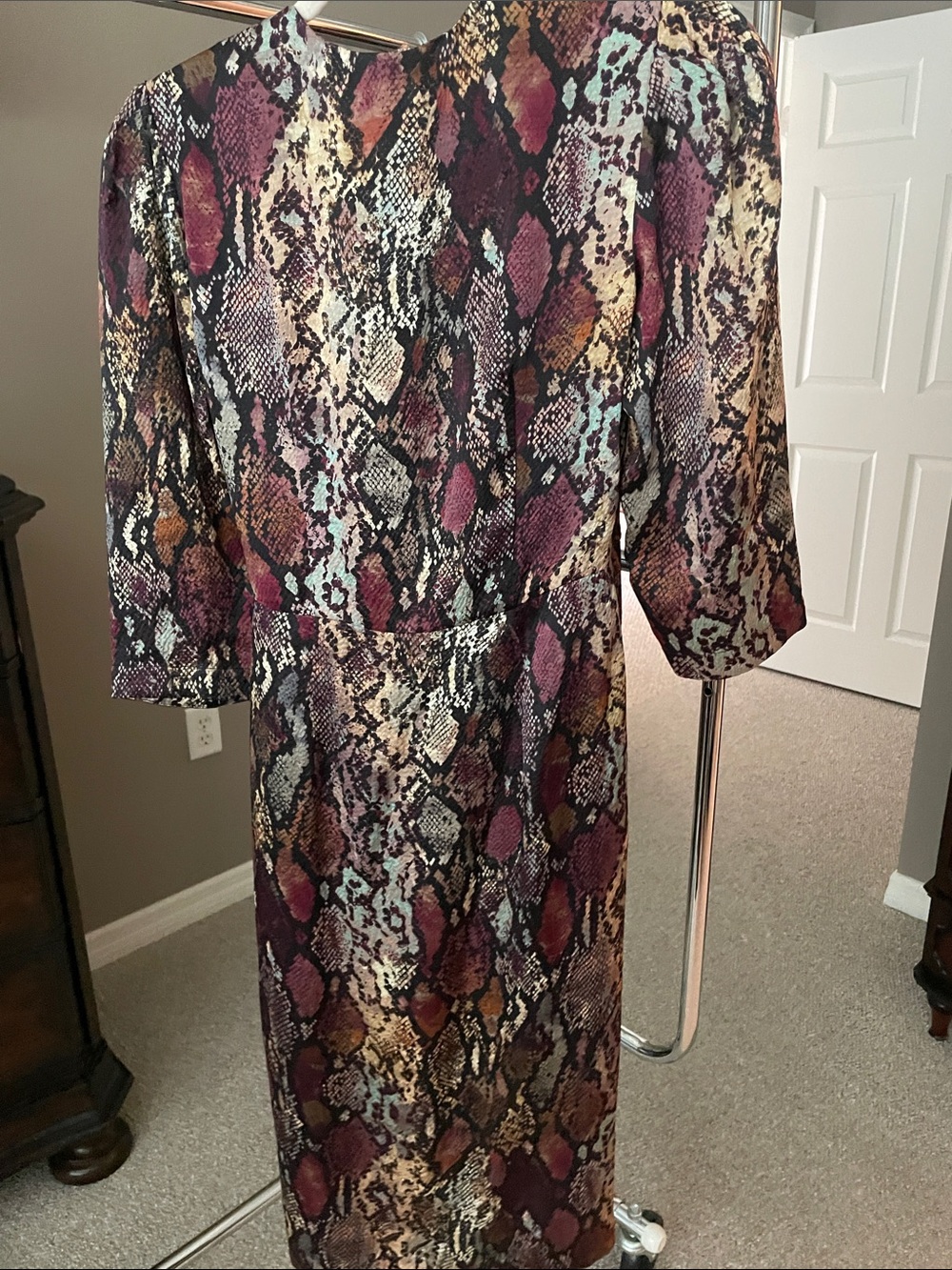 Rebecca Taylor Snake-Print V-Neck Dress in Plum, Taupe and Cream - Picture 6 of 6